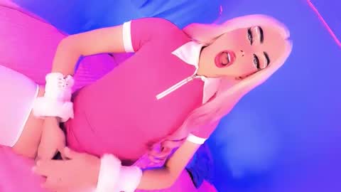 dolls_angel online show from April 2026 10:39:01 AM