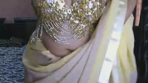 Snapshot of dolly_2 chatting on October 2025 03:59:01 AM dolly_2 online show from October 2025 03:59:01 AM