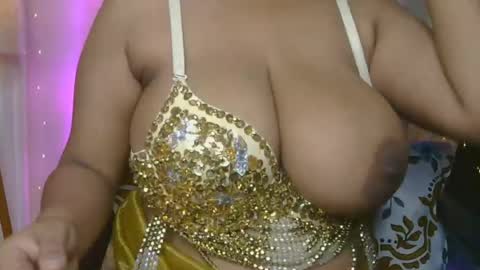 dolly_2 online show from July 2026 04:15:01 AM