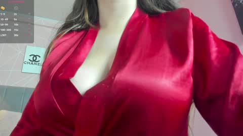 Snapshot of dolly_zoe chatting on December 2024 05:27:02 AM Call me Zoe online show from December 2024 05:27:02 AM