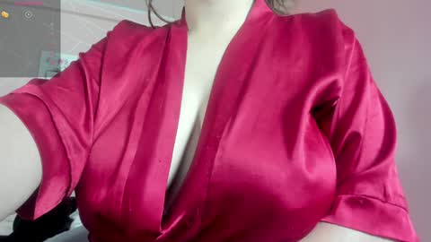 Snapshot of dolly_zoe chatting on February 2025 06:45:02 AM Call me Zoe online show from February 2025 06:45:02 AM