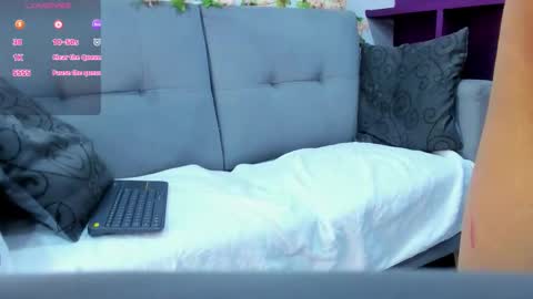 DollyWood  online show from October 2025 08:28:02 PM