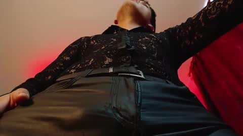 Diego Castell online show from September 2025 04:07:01 PM