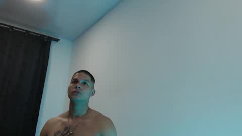 Domimick Crawford online show from December 2024 10:36:02 PM