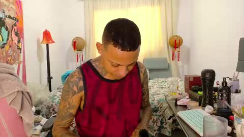 Snapshot of dominant_gay_xxx chatting on May 2026 09:10:02 PM jjhoy online show from May 2026 09:10:02 PM