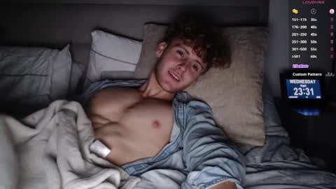 Alex...  online show from January 2026 11:31:02 PM