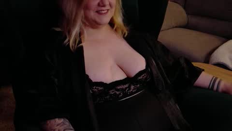 SADE online show from November 2025 09:59:01 PM