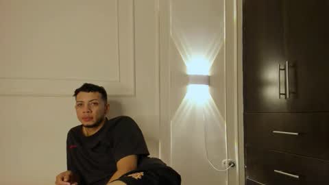 Snapshot of dominic__brown chatting on March 2026 01:56:02 AM Dominic online show from March 2026 01:56:02 AM