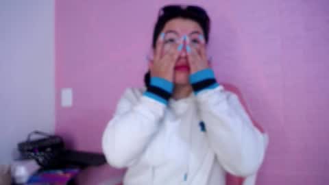   online show from October 2025 12:55:02 PM