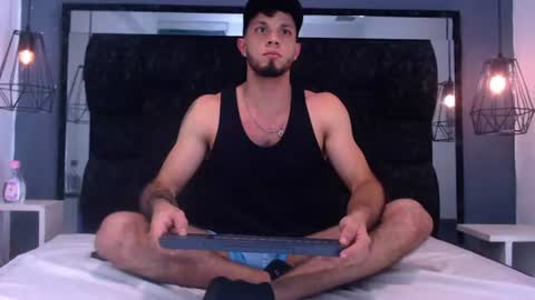 dominic_strongg online show from July 2026 07:29:02 PM