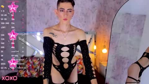 Dominic online show from September 2025 02:18:02 PM