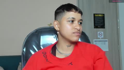 Dominick  online show from November 2025 04:29:02 PM