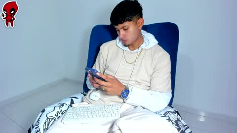  Dominic  online show from April 2026 02:44:01 AM