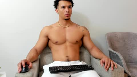 Dominick Star online show from January 2025 06:46:01 AM