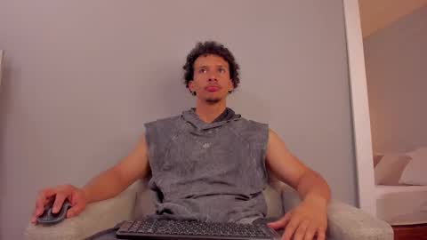 Dominick Star online show from February 2026 03:46:02 AM