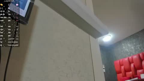 Dominicscott online show from July 2026 12:33:01 PM