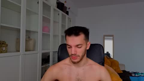 dominicvalente online show from February 2026 12:46:02 PM