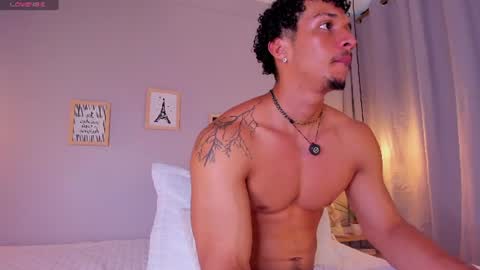 Snapshot of dominik_drake chatting on July 2026 03:03:02 PM Dominik Drake online show from July 2026 03:03:02 PM