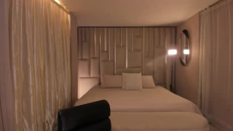 Snapshot of dominiquevega_ chatting on September 2025 09:42:01 PM Dominique online show from September 2025 09:42:01 PM