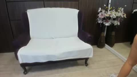 Dominna online show from October 2025 04:13:01 AM