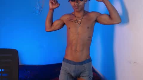 Snapshot of dominus_kane27 chatting on October 2025 06:56:01 PM Dominus online show from October 2025 06:56:01 PM