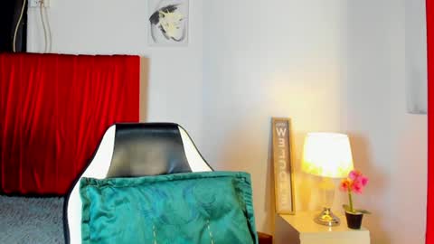 dominyck_ online show from June 2026 04:59:01 AM