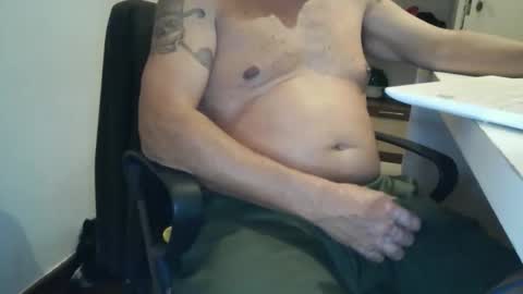 Snapshot of domruanjf chatting on October 2025 03:47:01 AM Dom Ruan CF online show from October 2025 03:47:01 AM