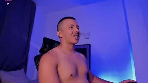 Donat Independent Model online show from July 2026 03:19:01 AM