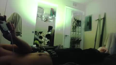 Snapshot of donlopez18 chatting on October 2025 09:14:01 PM donlopez18 online show from October 2025 09:14:01 PM