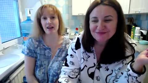 Tatiana 43 curvy sexy body and Joanna redhead 39 years online show from January 2025 07:17:01 AM