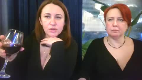 Tatiana 43 curvy sexy body and Joanna redhead 39 years online show from January 2025 02:56:02 PM