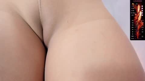 Paula DiazGMT-5 0730 - 1400 online show from September 2025 12:30:01 PM