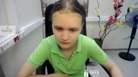 Snapshot of donnasia chatting on July 2026 10:39:02 AM Sia online show from July 2026 10:39:02 AM