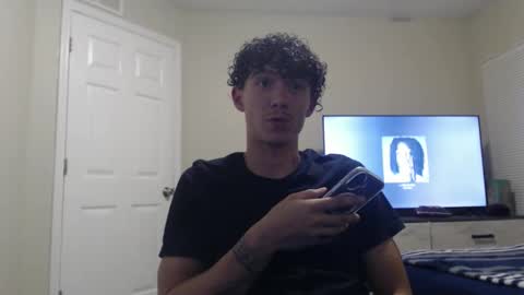 Snapshot of donnie_bangz chatting on November 2025 04:56:02 AM donnie_bangz online show from November 2025 04:56:02 AM