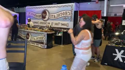 Donny online show from October 2025 09:37:01 PM