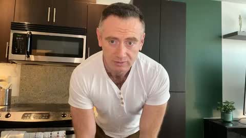 Donny online show from November 2025 10:11:02 PM