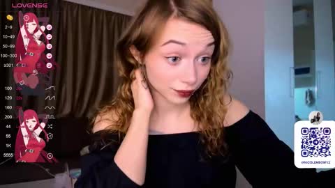 Nicole online show from November 2025 07:07:02 PM