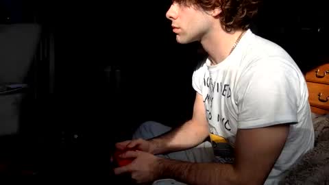 donutking42069 online show from January 2026 06:35:01 PM