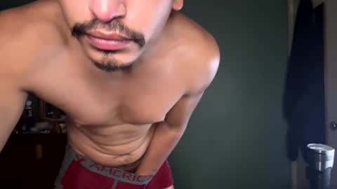 Roberto   online show from December 2025 10:55:01 AM