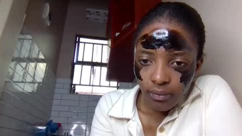 dora05191 online show from October 2025 04:56:02 AM