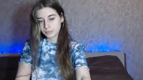 Snapshot of dora_blue_eyed chatting on February 2025 02:01:01 AM Dora online show from February 2025 02:01:01 AM
