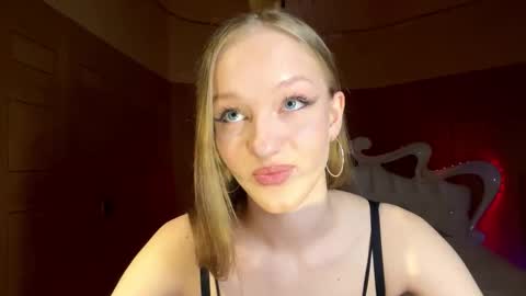 Anika online show from March 2026 09:40:02 PM