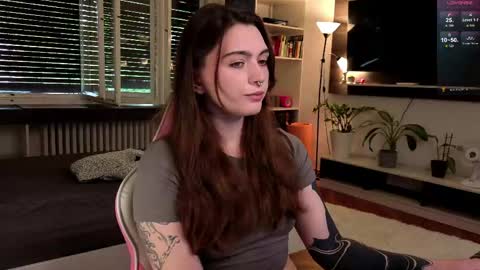 Snapshot of dorfmatratze_ chatting on June 2026 06:06:01 AM Alice online show from June 2026 06:06:01 AM