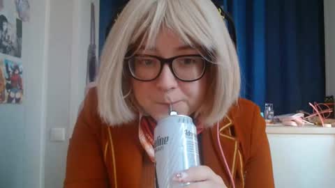 Snapshot of doriabodford chatting on October 2025 07:20:01 AM Lola online show from October 2025 07:20:01 AM