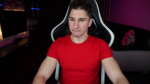 Dorian Reyes online show from December 2024 11:20:02 PM