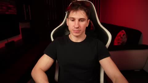 Dorian Reyes online show from December 2024 02:08:01 AM