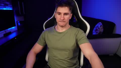 Dorian Reyes online show from January 2025 01:16:02 AM