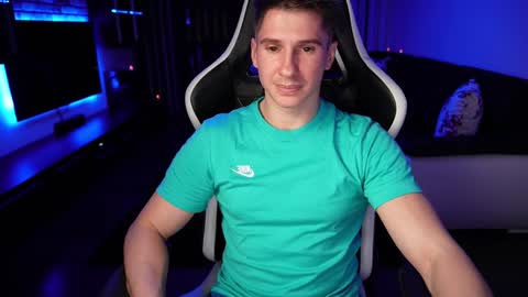 Dorian Reyes online show from January 2025 12:20:01 AM