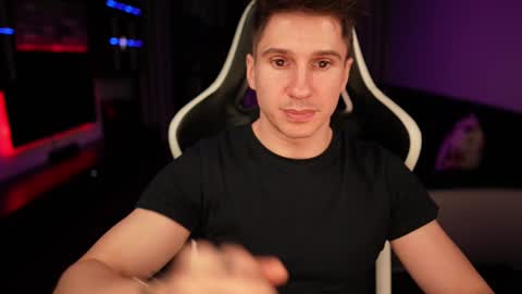 Dorian Reyes online show from January 2025 10:43:02 PM