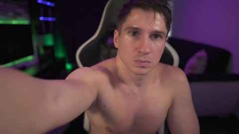 Dorian Reyes online show from February 2025 12:28:01 AM